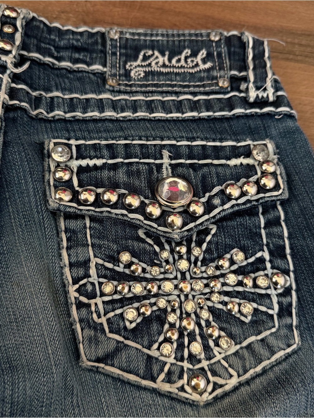 L.A. Idol Thick Stitch Embellished Low Rise Dark Wash Bootcut Jeans Size 1